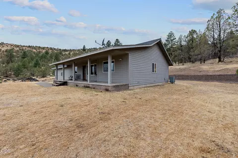 3335 NE Mckay Creek Rd, Prineville, OR 97754