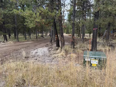 17114 Indio Rd, Bend, OR 97707 photo 5