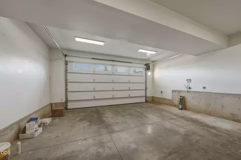 Other - 63108 NE Iner Loop, Bend, OR 97701 photo 6 of 10
