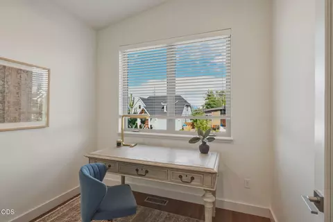 Other - 63108 NE Iner Loop, Bend, OR 97701 photo 4 of 10