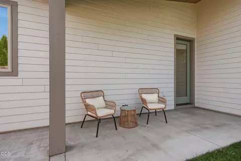Exterior - 63108 NE Iner Loop, Bend, OR 97701 photo 8 of 8
