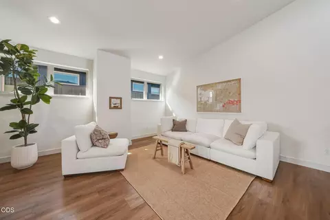 Living - 63108 NE Iner Loop, Bend, OR 97701 photo 6 of 7