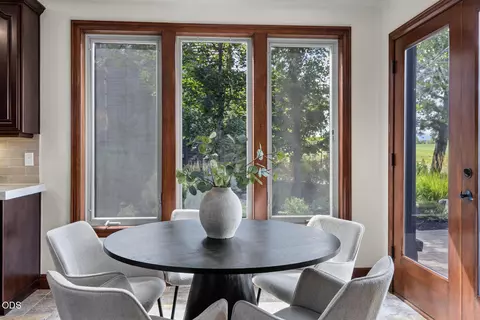 Dining - 19275 Green Lakes Loop, Bend, OR 97702 photo 1 of 6