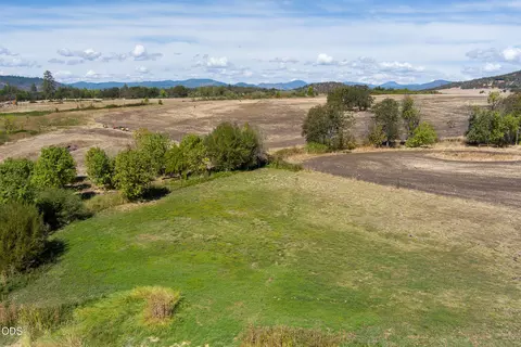 Other - 1098 Nick Young Rd, Eagle Point, OR 97524 photo 30 of 40