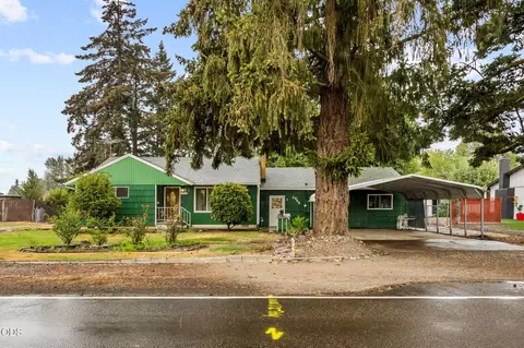 4966 Swegle Rd NE, Salem, OR 97301