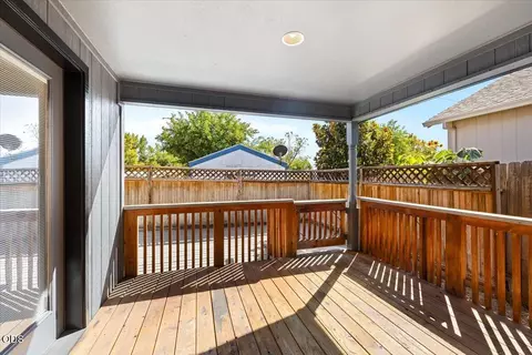 Exterior - 129 Cottonwood Dr, Eagle Point, OR 97524 photo 1 of 2