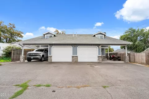 307 W Clark St, Medford, OR 97501