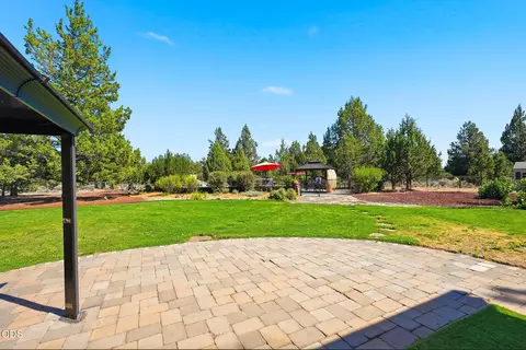 Exterior - 60430 Sunridge, Bend, OR 97702 photo 8 of 18
