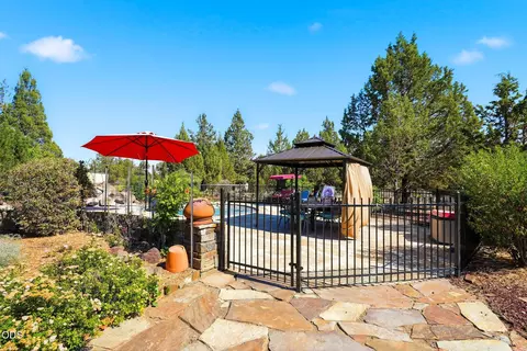 Exterior - 60430 Sunridge, Bend, OR 97702 photo 14 of 18