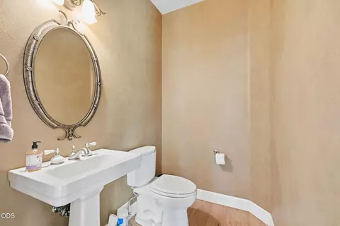 Bath - 60430 Sunridge, Bend, OR 97702 photo 1 of 6