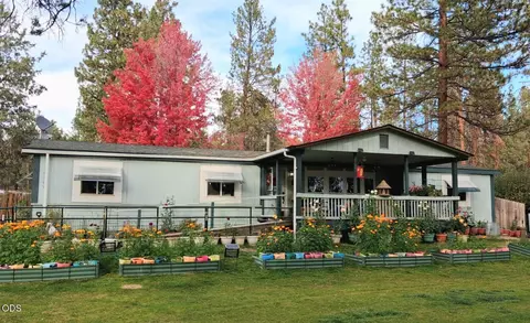9045 Ground Squirrel Dr, Bonanza, OR 97623