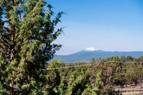Other - 21042 Robin Ave, Bend, OR 97703 photo 4 of 13