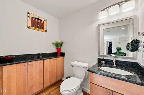 Bath - 21042 Robin Ave, Bend, OR 97703 photo 1 of 6