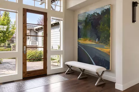 Entry Way - 19301 Alianna Loop, Bend, OR 97702 photo 5 of 5