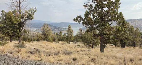 se davis way, Prineville, OR 97754