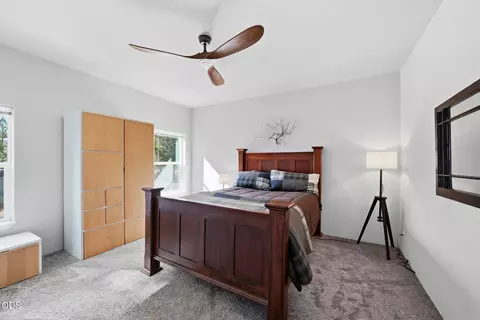 Bedroom - 52465 Ammon Rd, La Pine, OR 97739 photo 1 of 3