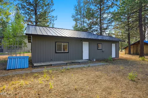 Exterior - 52465 Ammon Rd, La Pine, OR 97739 photo 5 of 9