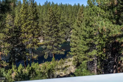 View/Area - 60623 River Bend Dr, Bend, OR 97702 photo 6 of 16