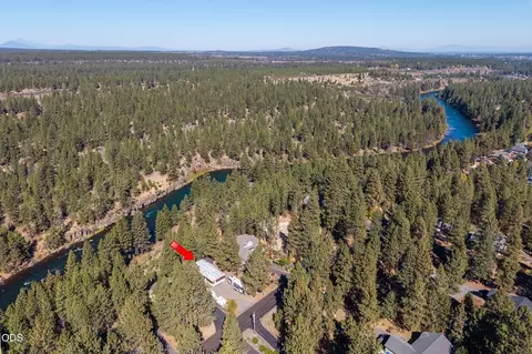 View/Area - 60623 River Bend Dr, Bend, OR 97702 photo 3 of 16