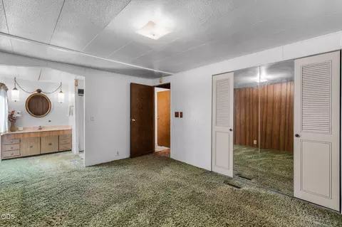Bedroom - 60623 River Bend Dr, Bend, OR 97702 photo 1 of 1