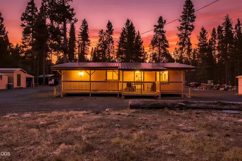 Exterior - 16046 Davis Ave, La Pine, OR 97739 photo 11 of 11