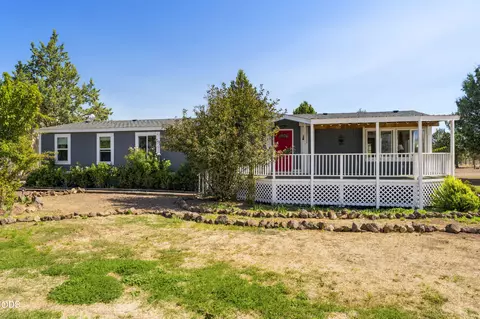11083 SW Peninsula Dr, Terrebonne, OR 97760