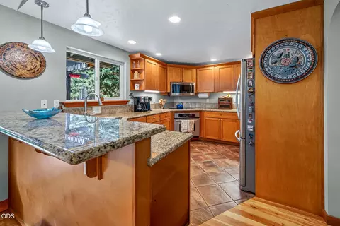 Kitchen - 60947 Garnet St, Bend, OR 97702 photo 1 of 3