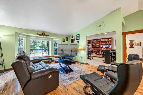 Living - 60947 Garnet St, Bend, OR 97702 photo 1 of 2