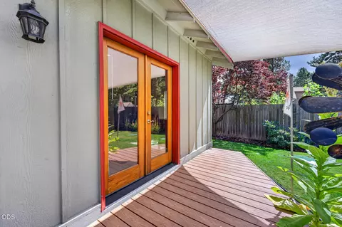 Exterior - 60947 Garnet St, Bend, OR 97702 photo 5 of 11