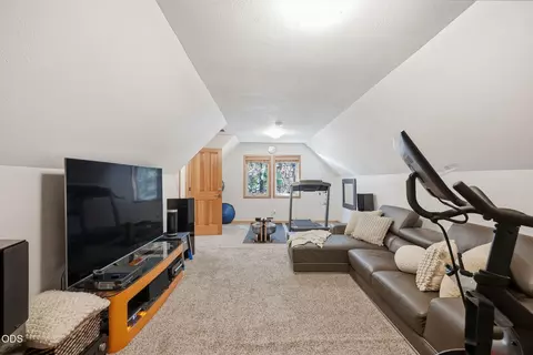Other - 3028 NW Underhill Pl, Bend, OR 97703 photo 7 of 10