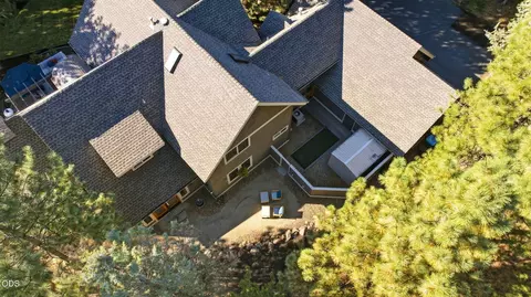 Exterior - 3028 NW Underhill Pl, Bend, OR 97703 photo 14 of 16