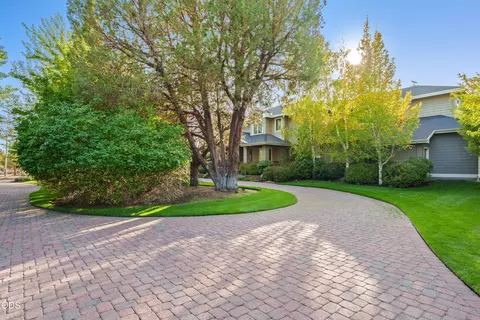 Exterior - 61445 Gosney Rd, Bend, OR 97702 photo 5 of 19