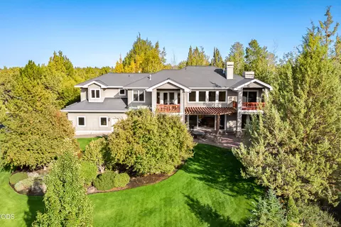 Exterior - 61445 Gosney Rd, Bend, OR 97702 photo 3 of 19