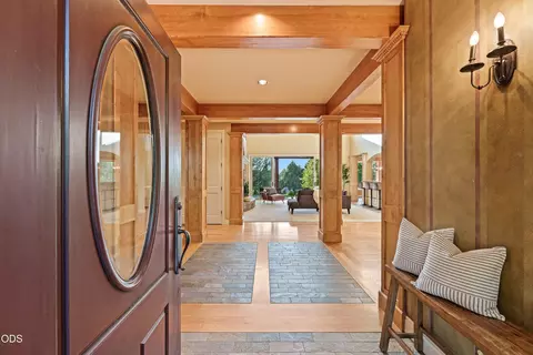 Entry Way - 61445 Gosney Rd, Bend, OR 97702 photo 1 of 2