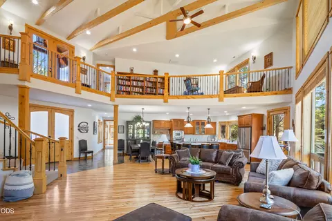 Other - 515 Nutcracker Dr, Redmond, OR 97756 photo 3 of 12