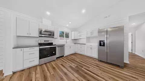 Other - 63266 Vogt Rd, Bend, OR 97701 photo 2 of 10
