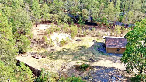 Exterior - 1784 Stringer Gap Rd, Grants Pass, OR 97527 photo 9 of 10