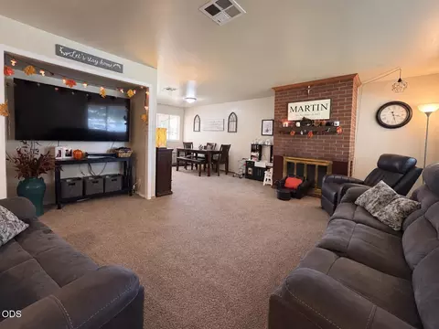 Living - 10227 Wright Ave, Klamath Falls, OR 97603 photo 2 of 2