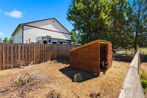 63415 Overtree Rd, Bend, OR 97701 photo 92