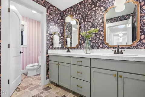 63415 Overtree Rd, Bend, OR 97701 photo 59