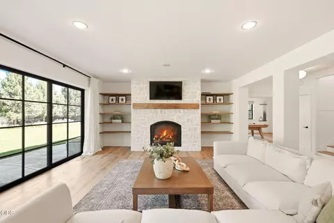 63415 Overtree Rd, Bend, OR 97701 photo 12