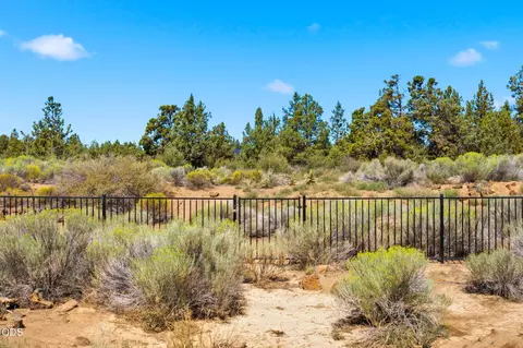 63415 Overtree Rd, Bend, OR 97701 photo 96