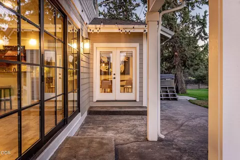 63415 Overtree Rd, Bend, OR 97701 photo 68