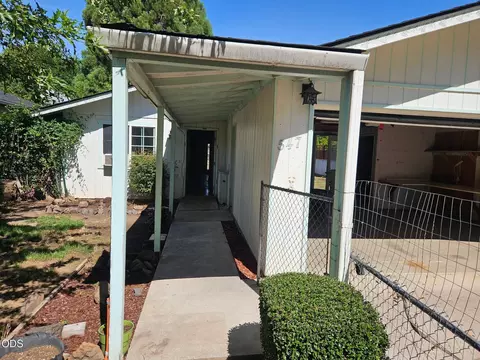 Other - 547 Van Wey Cir, Eagle Point, OR 97524 photo 5 of 5