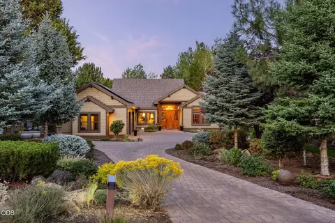 Exterior - 61583 Tam Mcarthur Loop, Bend, OR 97702 photo 3 of 10
