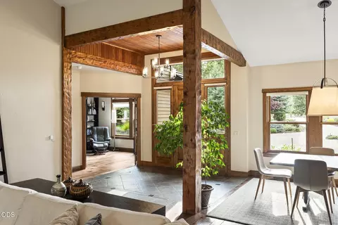 Entry Way - 61583 Tam Mcarthur Loop, Bend, OR 97702 photo 1 of 1