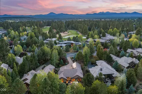 View/Area - 61583 Tam Mcarthur Loop, Bend, OR 97702 photo 10 of 10