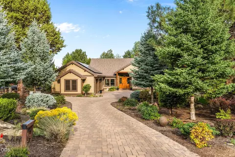 Exterior - 61583 Tam Mcarthur Loop, Bend, OR 97702 photo 8 of 10