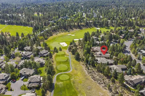 View/Area - 61583 Tam Mcarthur Loop, Bend, OR 97702 photo 3 of 10