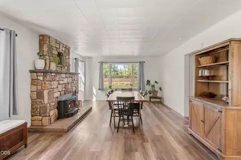 Dining - 710 Garner Rd, Cave Junction, OR 97523 photo 1 of 2